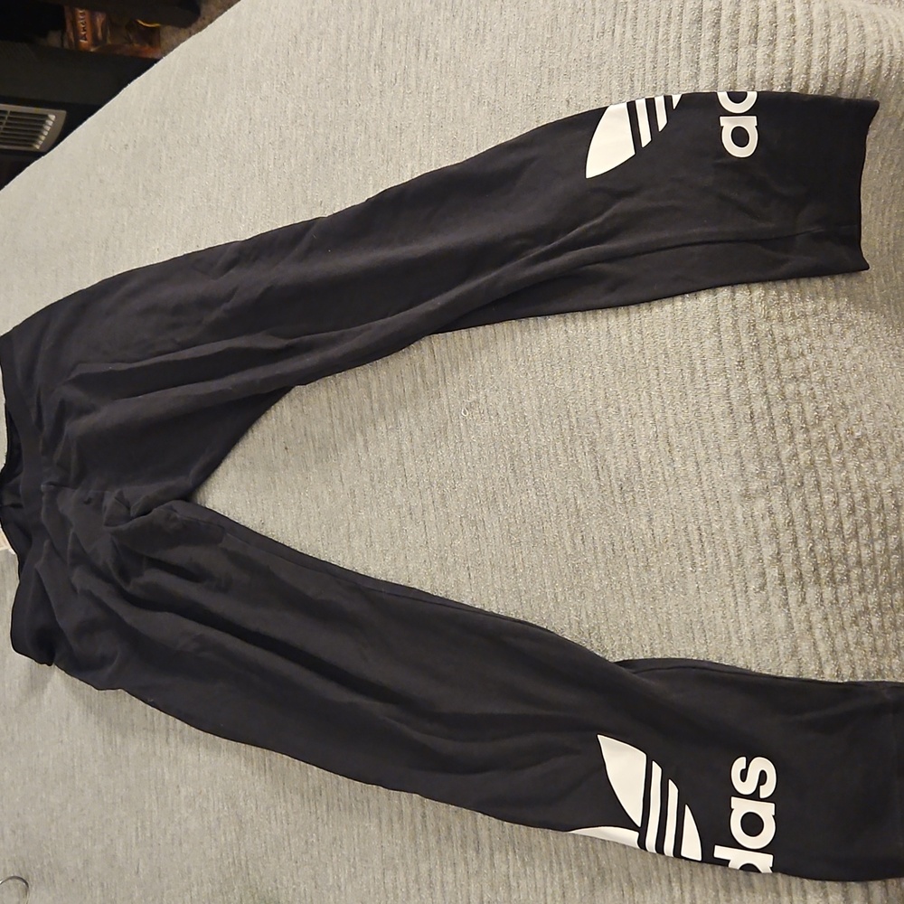 Adidas leggings